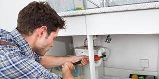 Top Tips To Choose The Best Plumber For Your Home